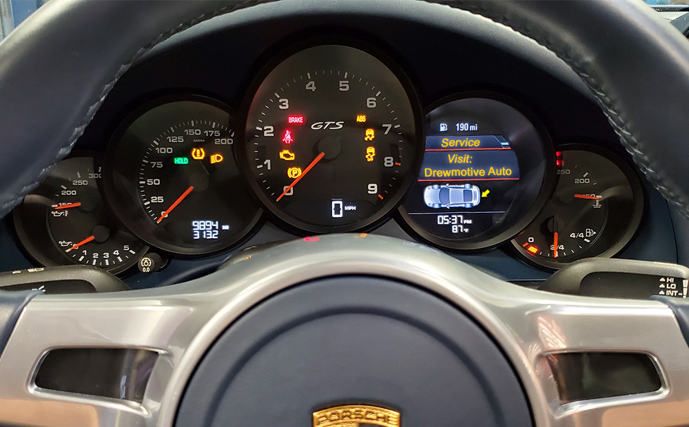 import car repair / Porsche 911 - check engine light codes