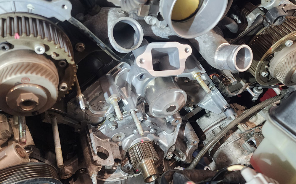 import and luxury car repair / Lexus - water pump