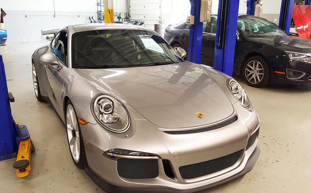 Import Car Service Work and Repair - porsche gt3