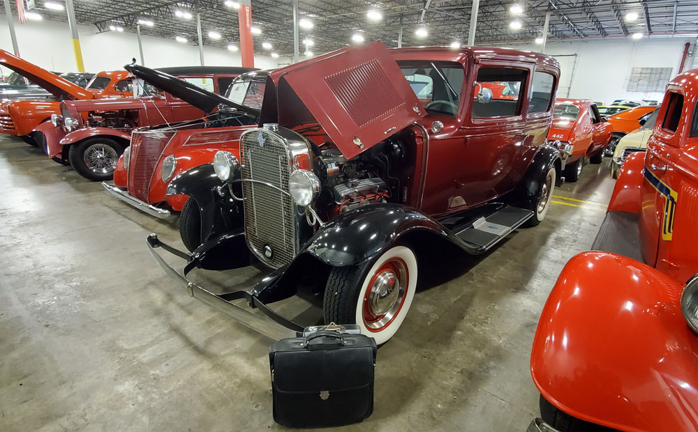 Briefcase pre-purchase antique vehicle inspection, Dallas