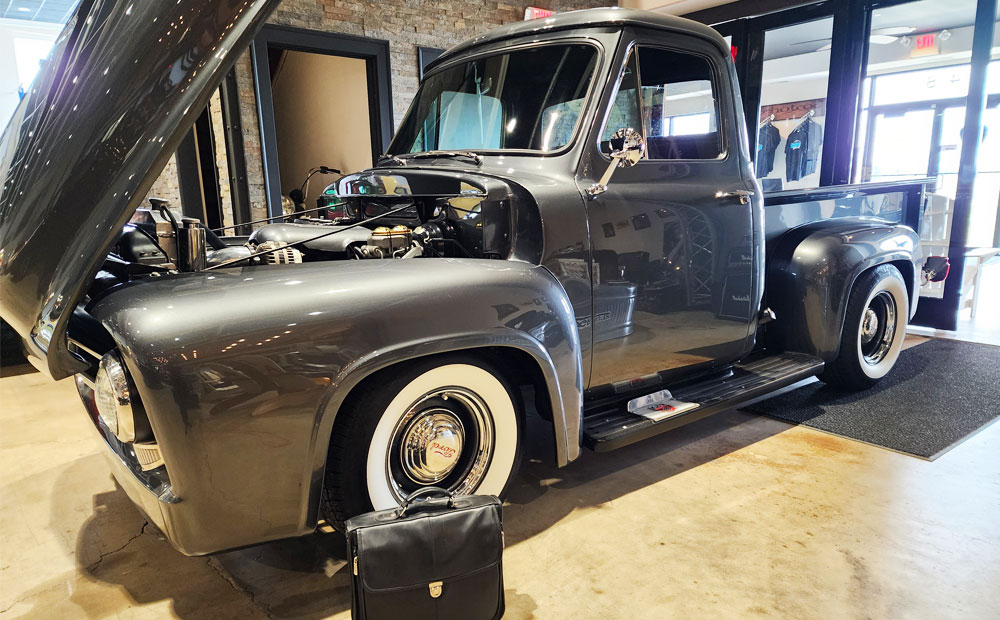 57 ford f100 resto-mod truck inspection - body inspection