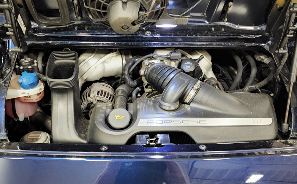 pre-purchase sports car inspection - porsche 997 - engine inspection