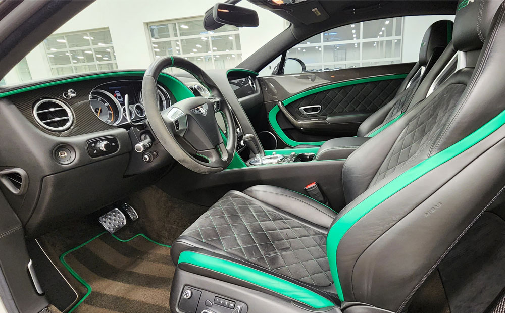 bentley gt3r - super car pre-purchase inspection - interior inspection