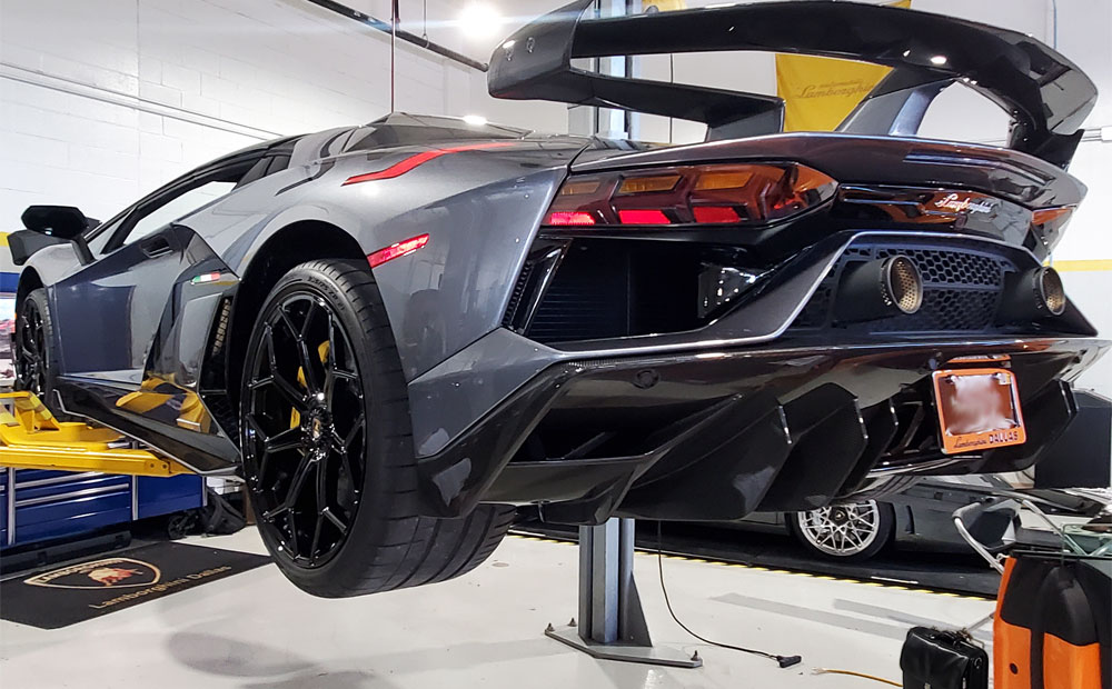 we also inspect exotic cars and super cars - Lamborghini Aventador SVJ