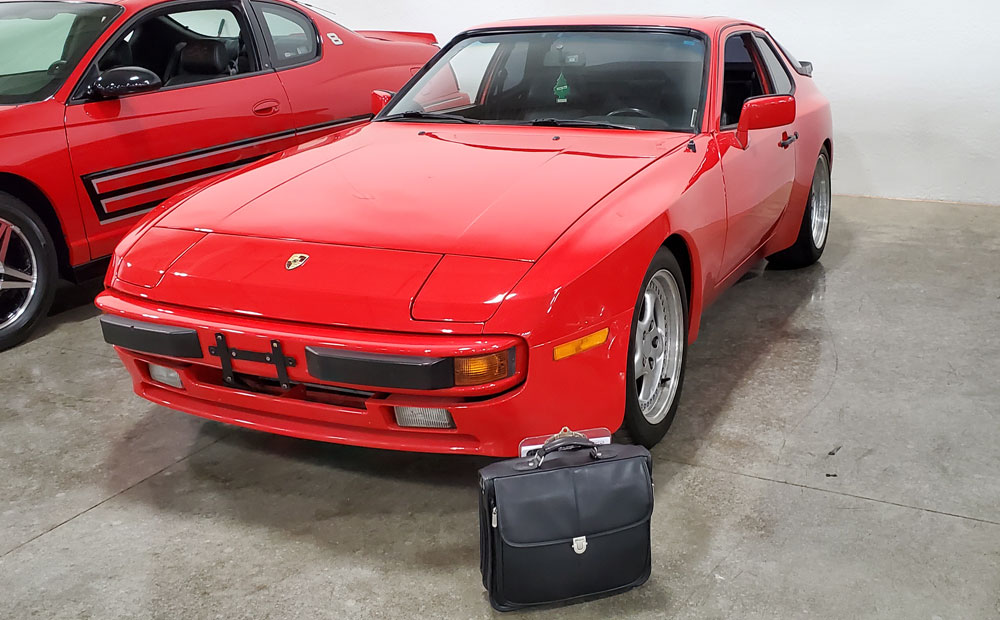 classic import car pre-purchase inspection - porsche 944